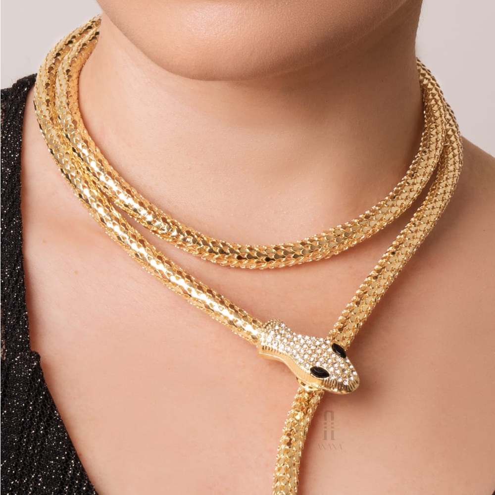 Elegant Gold Snake Necklace